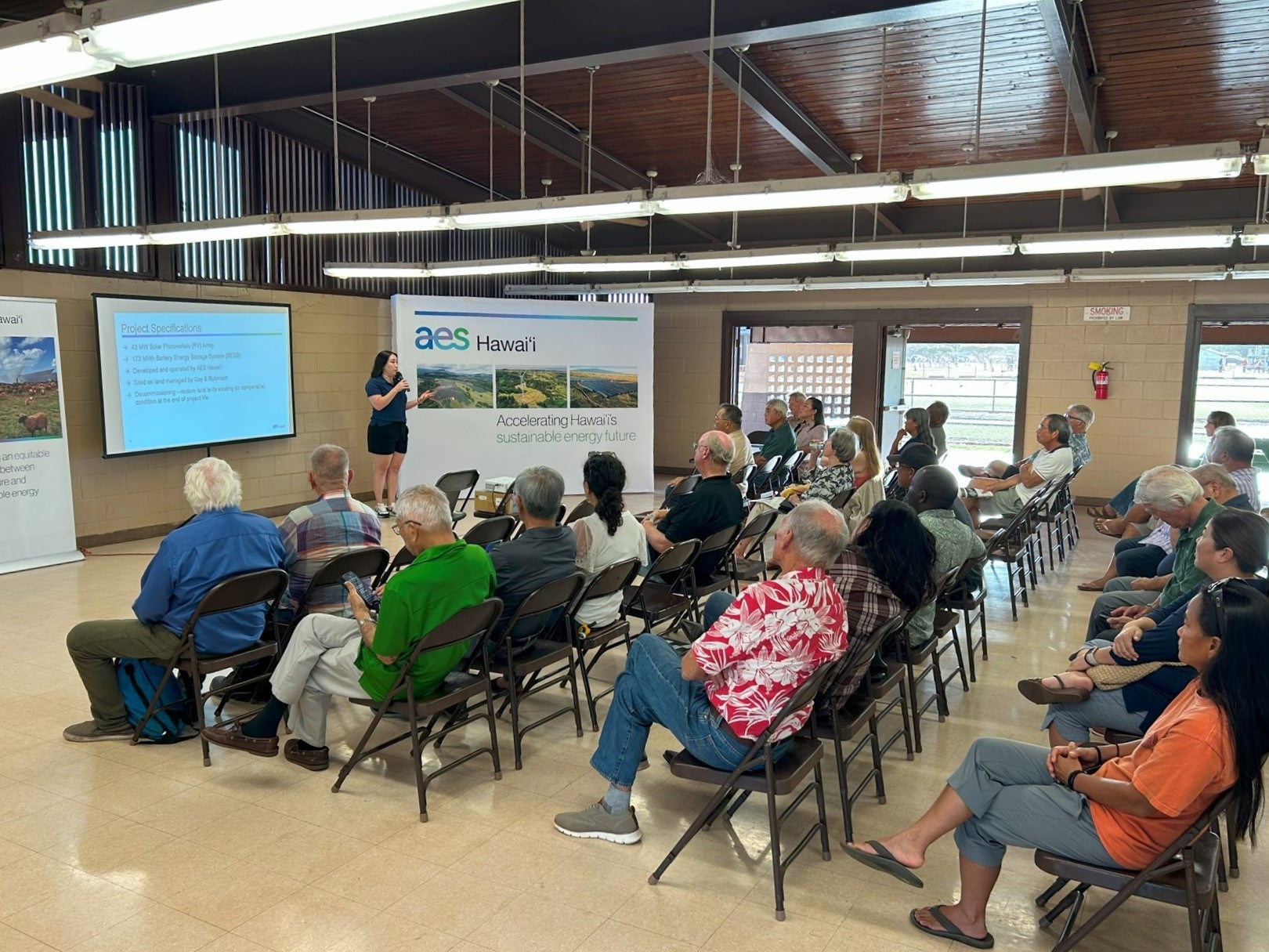 Kaawanui Solar community meeting in Hanapepe